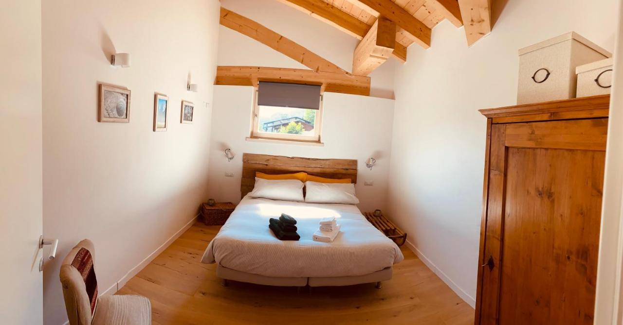 Апартаменти Dolomiti Di Brenta House Мадонна-ді-Кампільйо Екстер'єр фото
