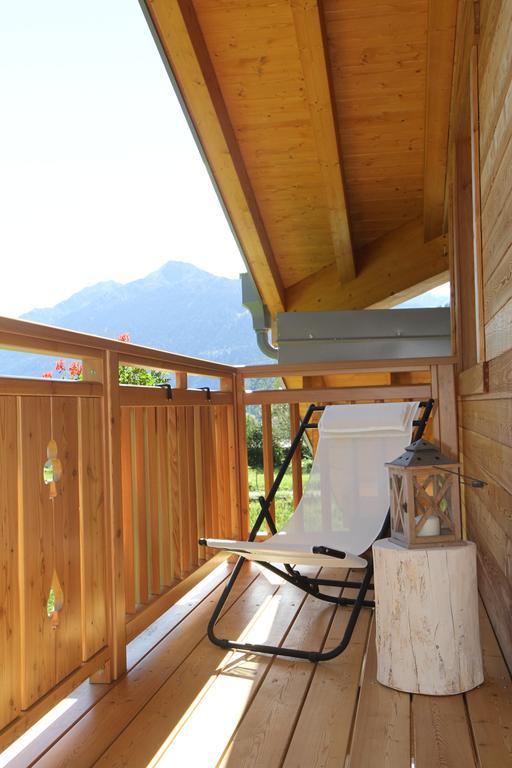 Апартаменти Dolomiti Di Brenta House Мадонна-ді-Кампільйо Екстер'єр фото